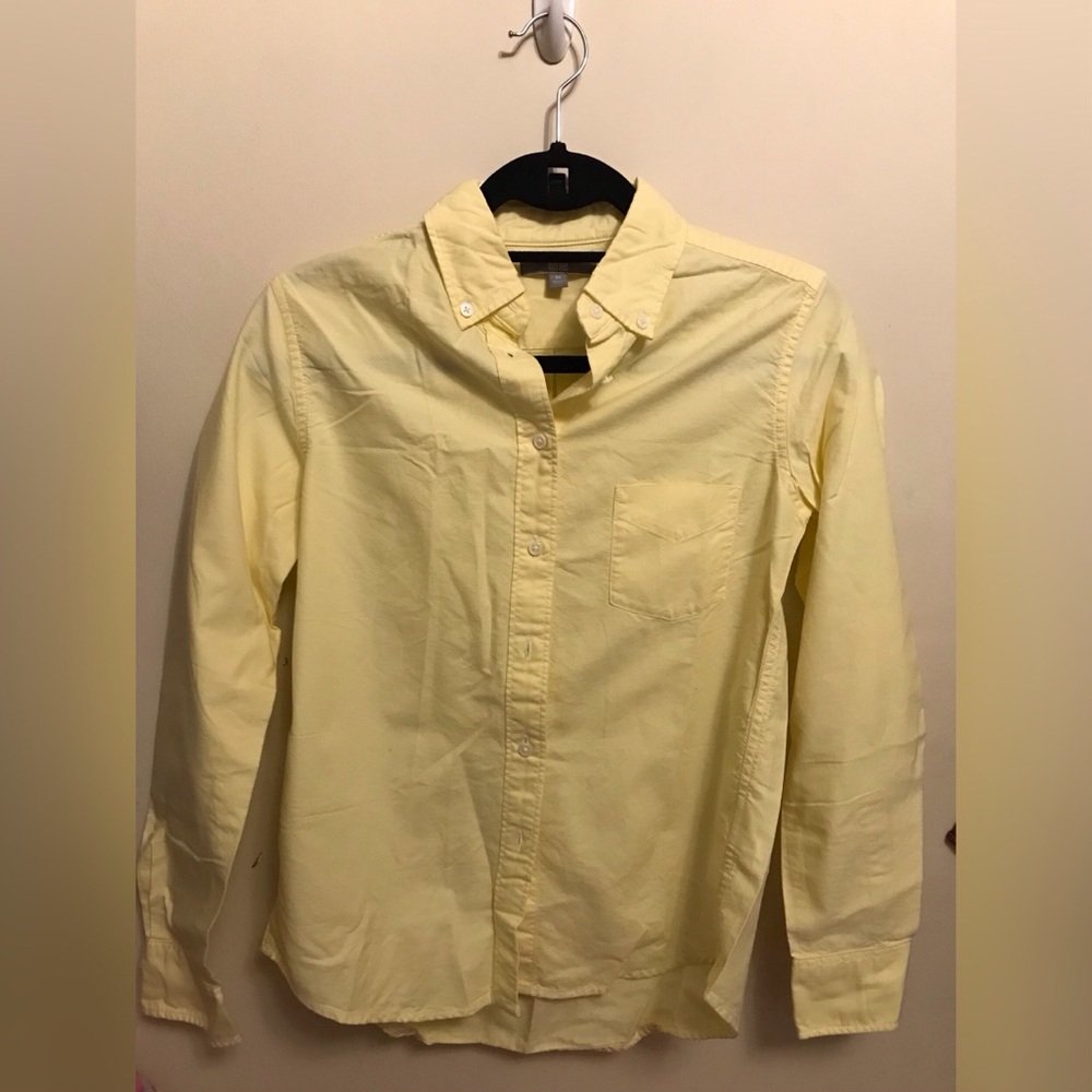 Uniqlo Yellow Long-Sleeve Shirt XS